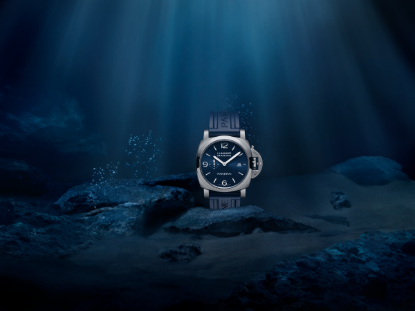 PAM03313 VISUAL ADV B