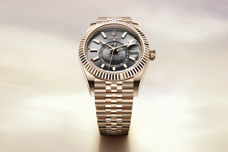 rolex-sky-dweller-cover-m336935-0008_2312jva_001_portrait