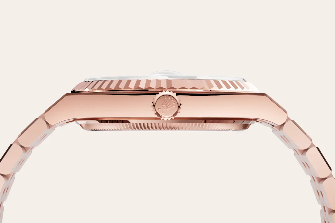 m127235-0001-060-featured-material