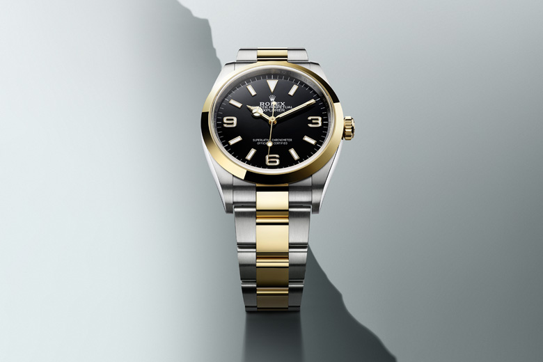 rolex-explorer-cover-m124273-0001_2210jva_001_portrait